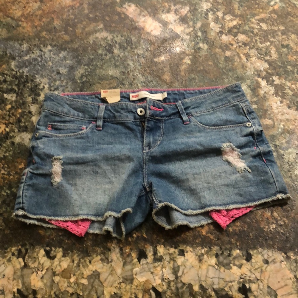 Levi shorts 9